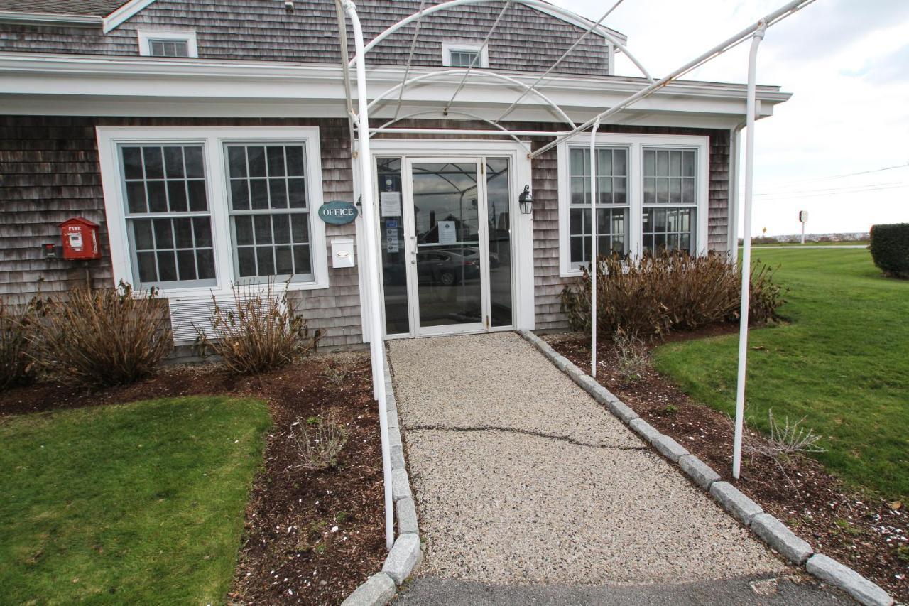 Beachside Village Resort Falmouth Exterior photo